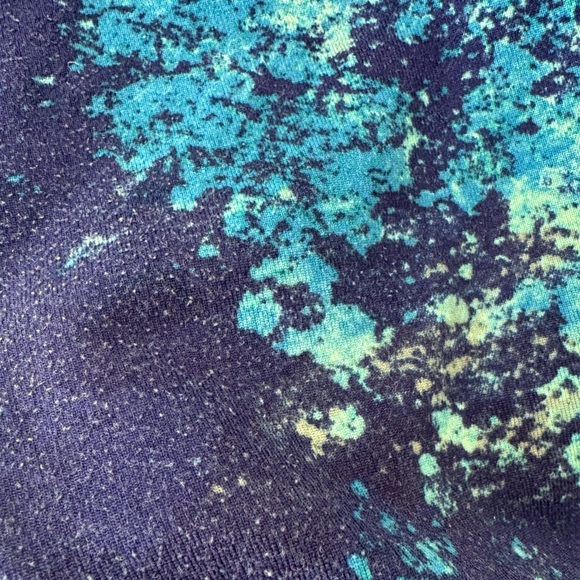 Athleta Splatter Be Free Knicker Crop Leggings Blue print size X-Small cropped - Picture 7 of 8